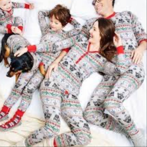 Star Wars Women’s Large Christmas Family Pajamas Set Sleepwear Nightwear - Picture 3 of 12
